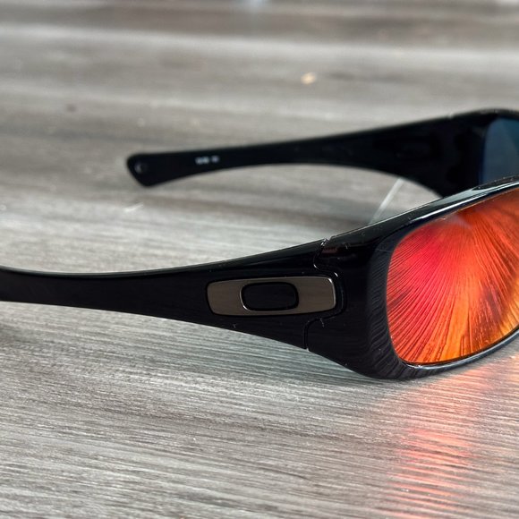 Oakley Antix 03-700 130 Black with TORCH IRIDIUM LENS Plastic Authentic Mens Sun - Picture 3 of 10